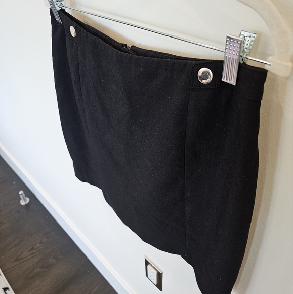 H&M Black Short Tailored Skirt Size 10 - Picture 3 of 8